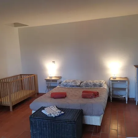 Holiday home Des Iscles Mallemort